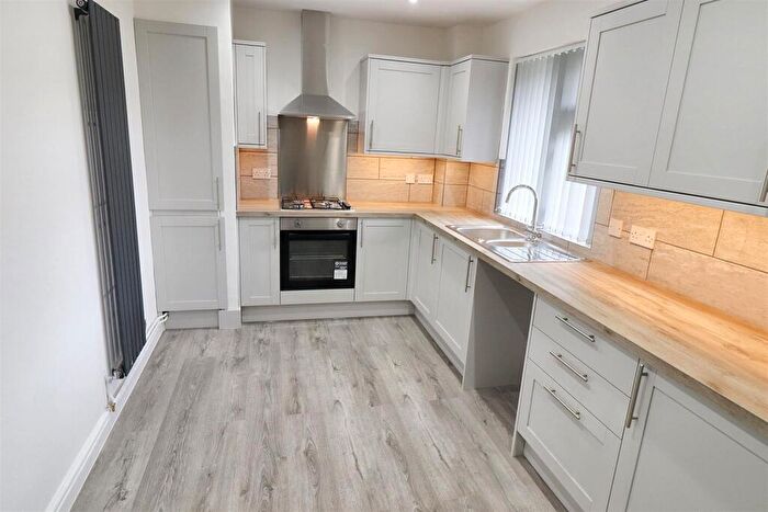 2 Bedroom Flat For Sale In Fred Lee Grove, Coventry, CV3