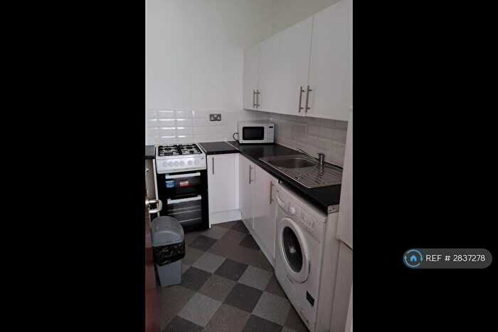 1 Bedroom Flat To Rent In College Road, Manchester, M16