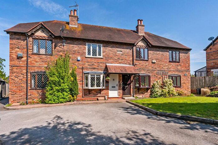 2 Bedroom Terraced House For Sale In Warwick Road, Knowle, Solihull, B93