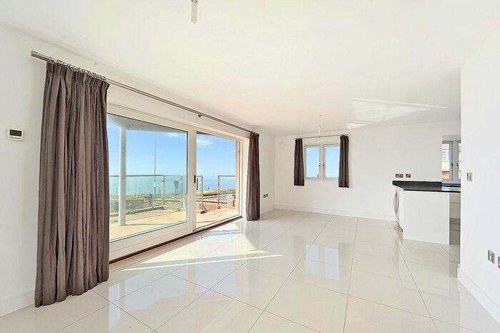 5 Bedroom Detached House To Rent In Cranleigh Avenue, Rottingdean, Brighton BN2