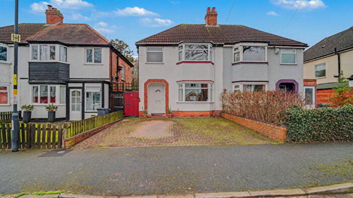 3 Bedroom Semi Detached House For Sale In Sandgate Road, Birmingham, B28
