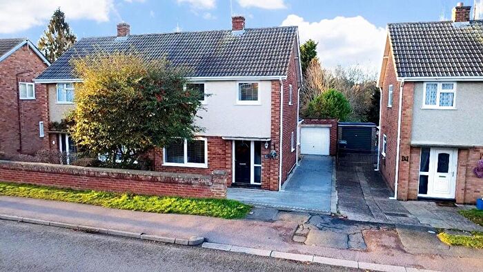 3 Bedroom Semi Detached House For Sale In Oakway, Wellingborough, Northamptonshire, NN8