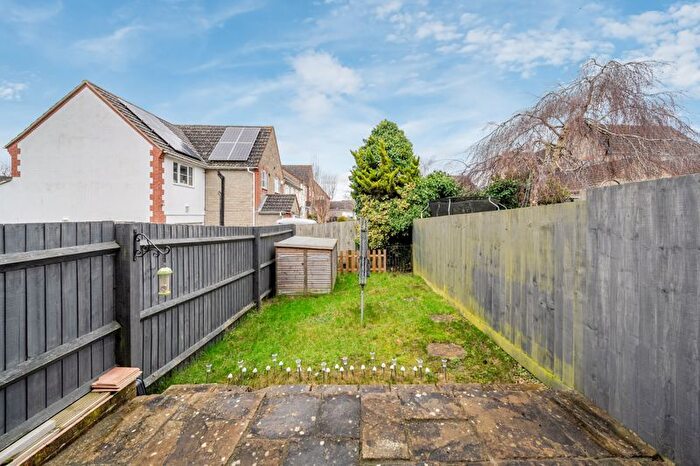 2 Bedroom Terraced House For Sale In Aspen Square, Oxford, OX4