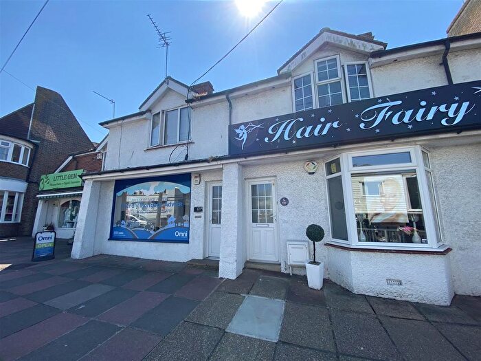 1 Bedroom Flat To Rent In Little Common Road, Bexhill-On-Sea, TN39