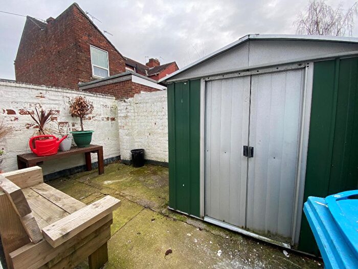 2 Bedroom Terraced House For Sale In Arthur Street, Hull, HU3