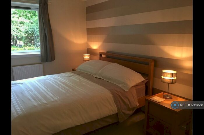 2 Bedroom Flat To Rent In Broomhill Drive, Glasgow, G11