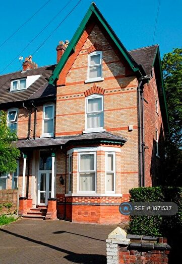 8 Bedroom Terraced House To Rent In Brighton Grove, Manchester, M14