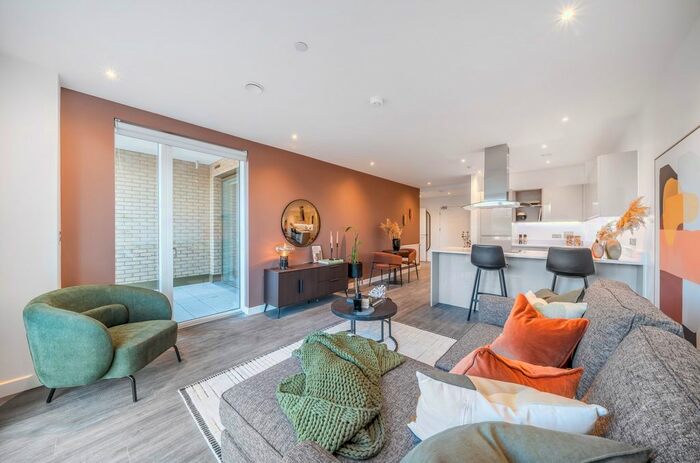 1 Bedroom Flat To Rent In Dawes Street, London, SE17