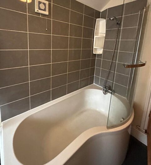 3 Bedroom Terraced House To Rent In Eldon Road, Birmingham, B16