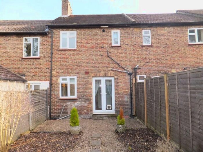 2 Bedroom Terraced House To Rent In Greatness Road, Sevenoaks, TN14