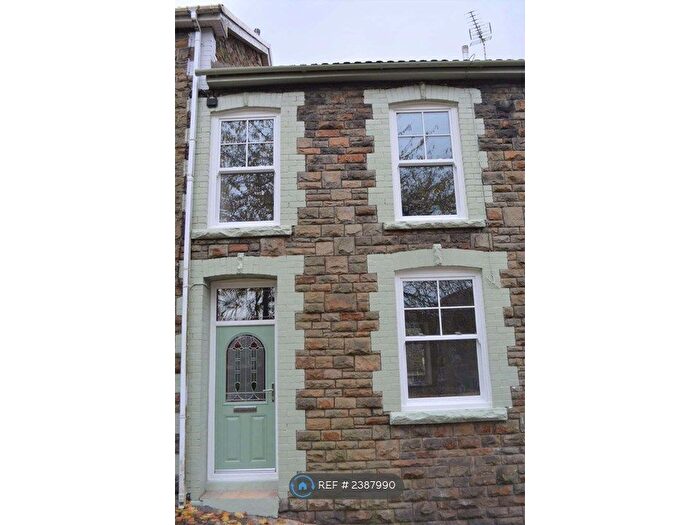 3 Bedroom Terraced House To Rent In Zion Terrace, Tonypandy, CF40
