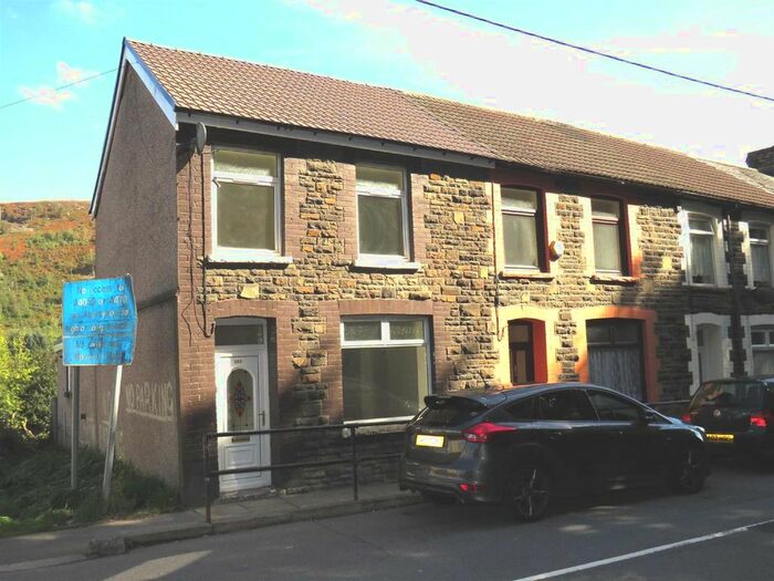 3 Bedroom End Of Terrace House To Rent In Abercynon Road, Abercynon, Mountain Ash, CF45