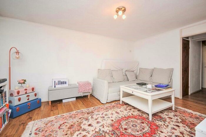 1 Bedroom Flat To Rent In Albemarle Road, Beckenham, Kent BR3