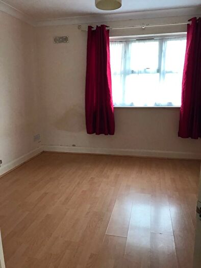1 Bedroom Flat To Rent In Earls Meade, Luton, LU2