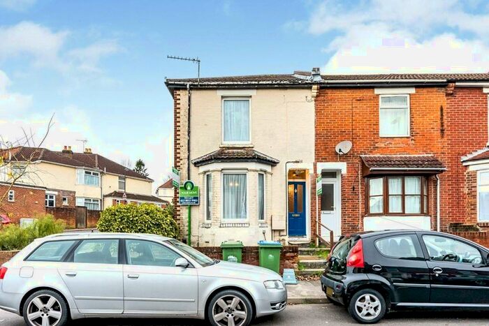 4 Bedroom End Of Terrace House To Rent In Northcote Road, Southampton, Hampshire, SO17