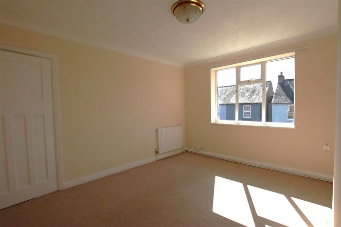 1 Bedroom Flat To Rent In Whyke Lane, Chichester, PO19