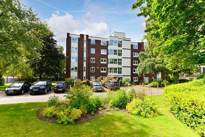 3 Bedroom Apartment For Sale In The Regents, Norfolk Road, Edgbaston, B15