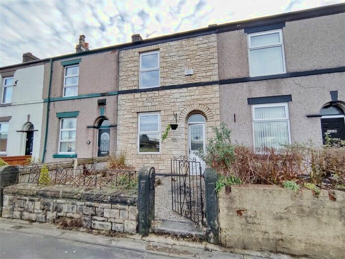 2 Bedroom Property To Rent In Bury Road, Bolton, BL2