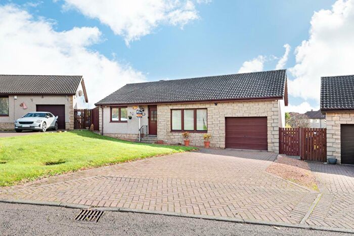 2 Bedroom Detached Bungalow For Sale In Meadow Park, Leven, KY8