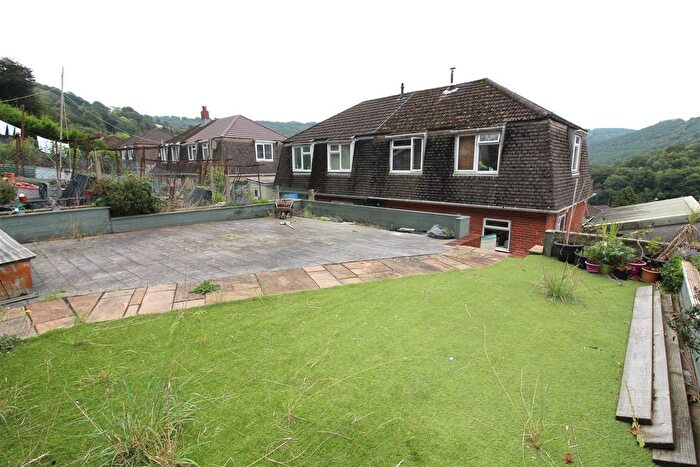 3 Bedroom Semi-Detached House For Sale In High Meadow, Abercarn, Newport, NP11