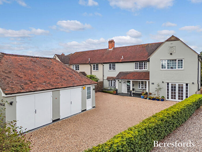 5 Bedroom Semi-Detached House For Sale In Watchouse Green, Braintree Road, Felsted, CM6