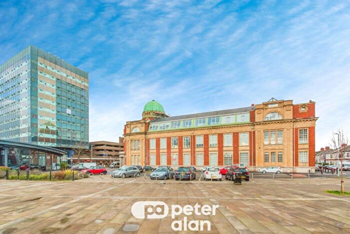 2 Bedroom Flat To Rent In The Old Arts College, Newport, NP19