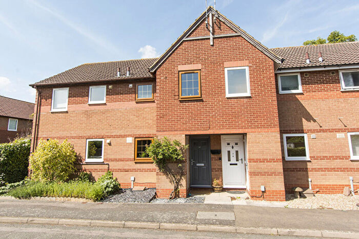 2 Bedroom Terraced House For Sale In Pear Tree Gardens, Market Harborough, LE16