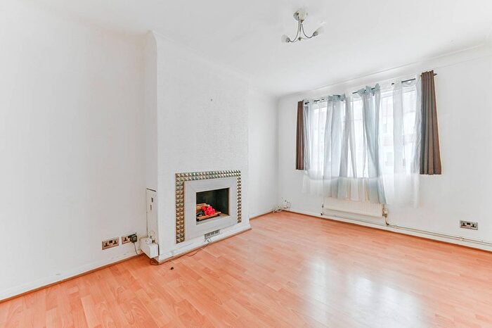 3 Bedroom Property To Rent In Suffield Road, Anerley, London, SE20