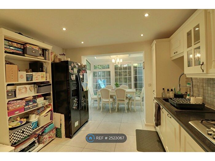 4 Bedroom Terraced House To Rent In Mutrix Road, London, NW6