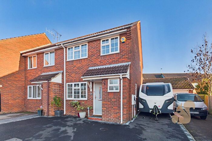 3 Bedroom End Terrace House For Sale In Berkley Close, Highwoods, CO4