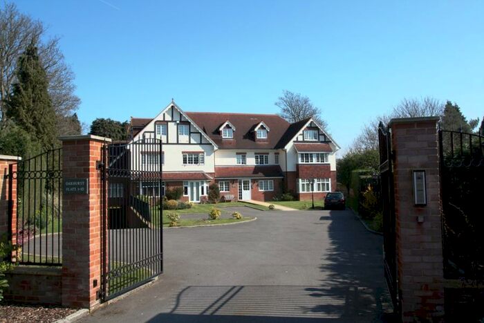 2 Bedroom Apartment To Rent In Horsell, Woking, Surrey, GU21