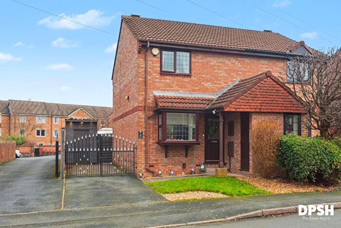 2 Bedroom Semi Detached House For Sale In Barker Place, Leeds, LS13