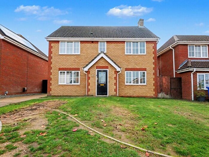 4 Bedroom Detached House For Sale In Lotus Close, Ipswich, Suffolk, IP1