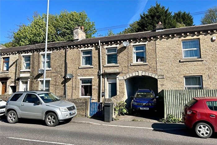 2 Bedroom Terraced House For Sale In Lowergate, Paddock, Huddersfield, HD3