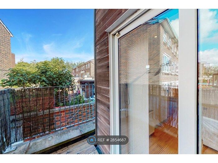 1 Bedroom Flat To Rent In Amhurst Park, London, N16