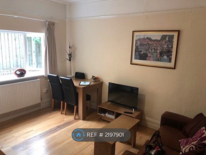 1 Bedroom Flat To Rent In Newton - Cherry Hinton Road, Cambridge, CB1