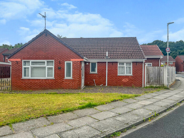 4 Bedroom Bungalow To Rent In Crompton Drive, Liverpool, Merseyside, L12