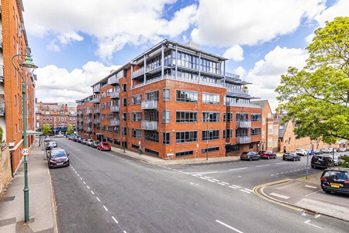 2 Bedroom Apartment To Rent In Nottingham, NG1