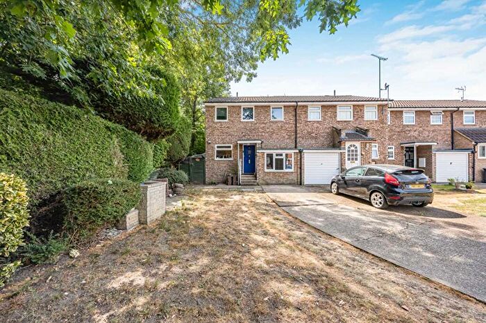 4 Bedroom End Of Terrace House For Sale In Bunces Close, Eton Wick, Windsor, Windsor And Maidenhead, SL4