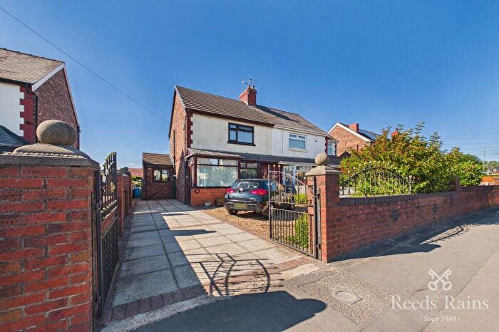 3 Bedroom Semi Detached House For Sale In Windy Arbor Road, Whiston, Prescot, Merseyside, L35