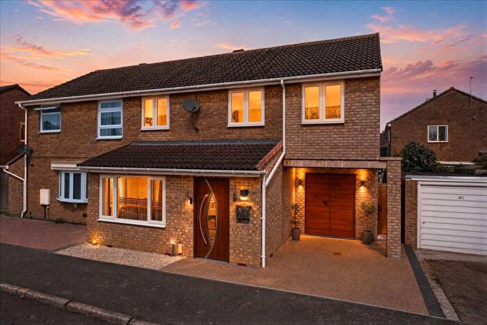 4 Bedroom Semi-Detached House For Sale In St James Close, Hanslope, Milton Keynes, MK19