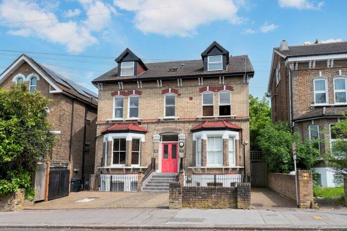 2 Bedroom Flat To Rent In Outram Road, Addiscombe, CR0