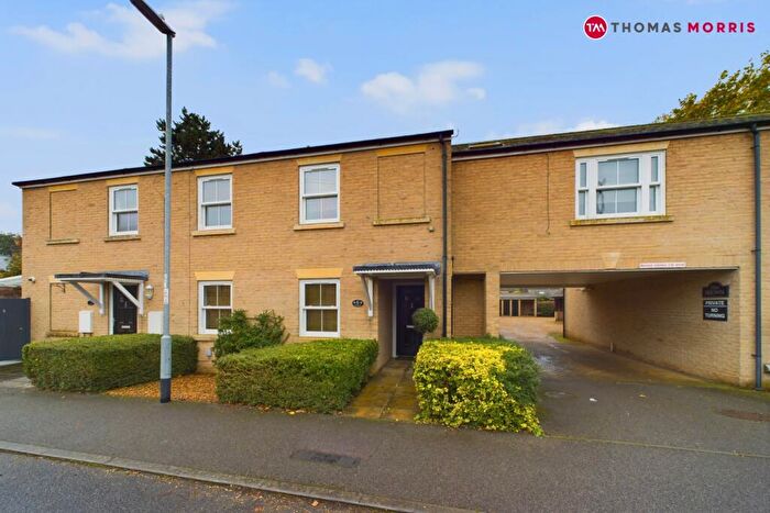 2 Bedroom Apartment For Sale In Park Avenue, St. Ives, Cambridgeshire, PE27