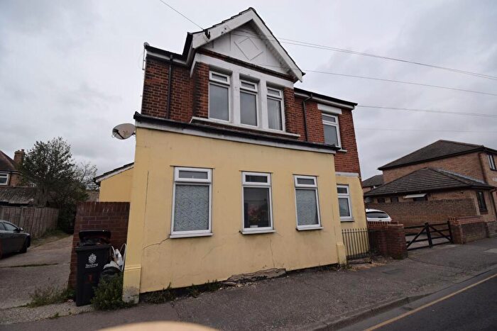 2 Bedroom Flat To Rent In Bakers Mews, Old Road, Clacton-on-Sea, CO15