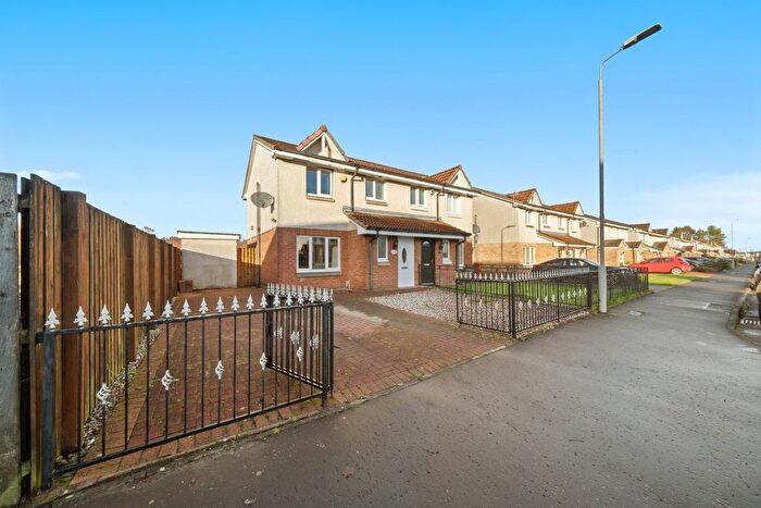 3 Bedroom Semi Detached House For Sale In Wood Street, Grangemouth, FK3