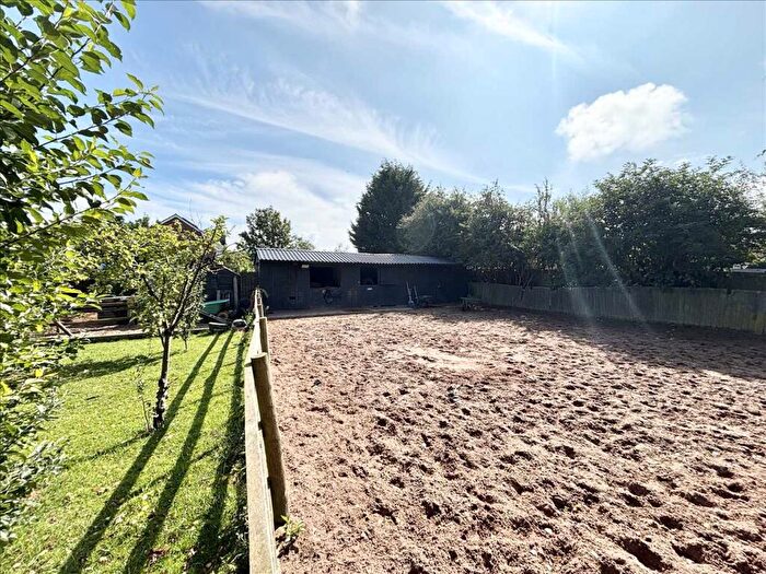 5 Bedroom Detached House For Sale In Victoria Street, Selston, NG16