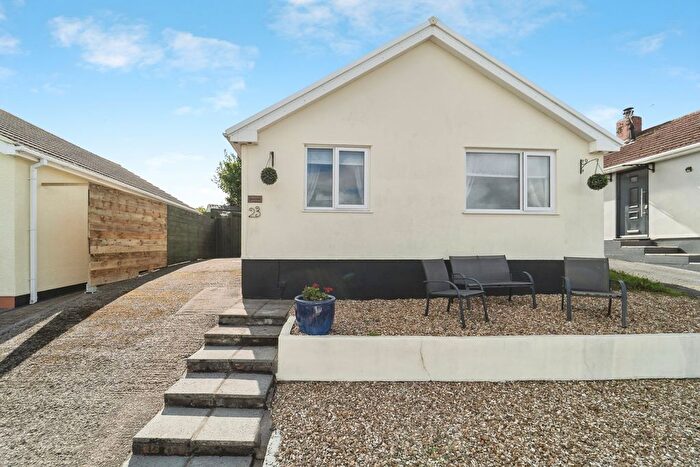 2 Bedroom Bungalow For Sale In Hill Rise, Kilgetty, Pembrokeshire, SA68