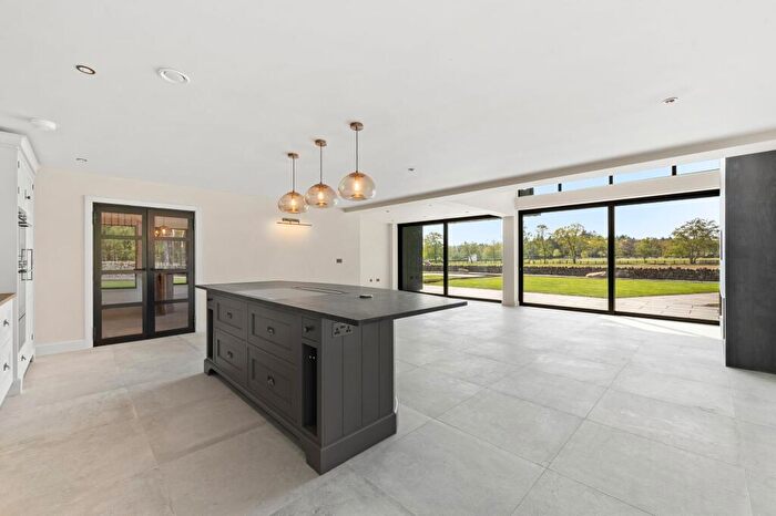 4 Bedroom Barn Conversion To Rent In Otley Road, Beckwithshaw, HG3