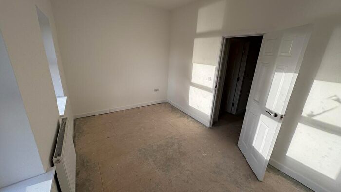 4 Bedroom House To Rent In St. Crispin Drive, Northampton, NN5