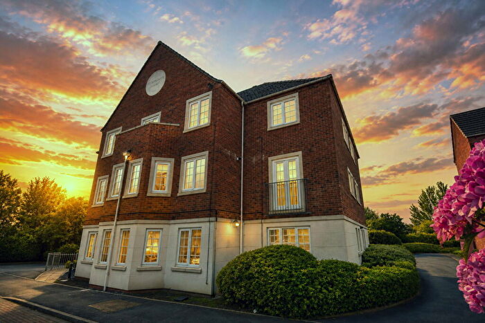 2 Bedroom Apartment For Sale In Donnington Court, Dudley, DY1